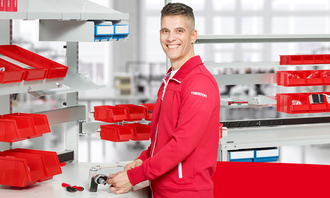 Blog header Was bedeutet Fließfertigung (One-Piece-Flow)?